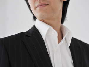 「もじゃもじゃ男子」VS「つるつる男子」! 女子が好きなのは?
