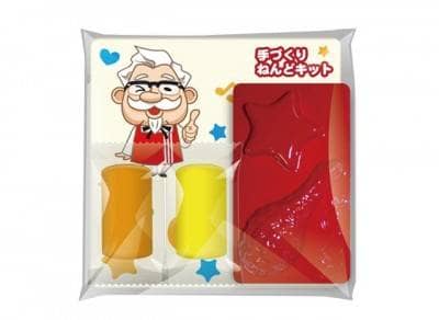 Kfc カーネルおじさんのイラストグッズ付き スマイルセット 発売 マイナビウーマン