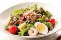 トスサラダ専門店「tossed salad」
