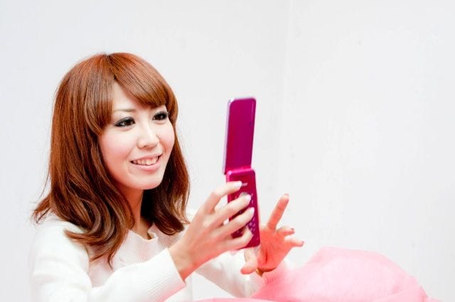 アピールじゃなくて 必要なんです オンナが自撮りする理由 撮ってくれる人がいない マイナビウーマン