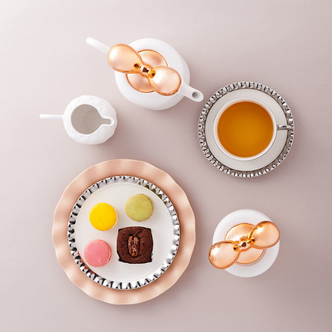 Francfranc、世界中の女性を魅了するデザイナー「ニカ・ズパンク」と