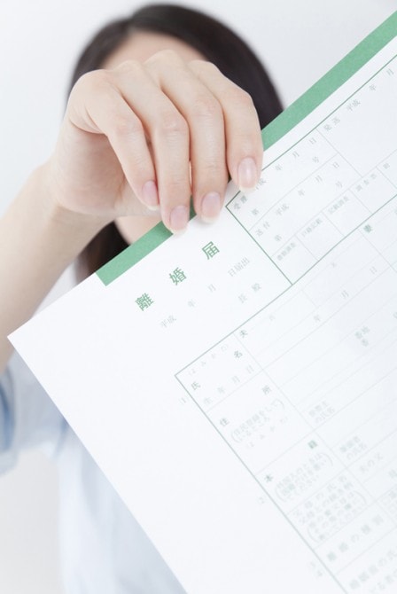 マジで 既婚女性が離婚届を隠し持つ理由 いざというときのために 出すのは時間の問題 マイナビウーマン