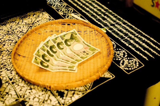 年齢で答えが分かれる 1000円札の人と言えば マイナビウーマン