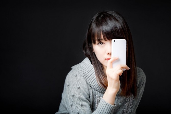 男がぐっとくる女子のスマホカバーランキング 3位 シリコン 2位 はだか 1位は マイナビウーマン