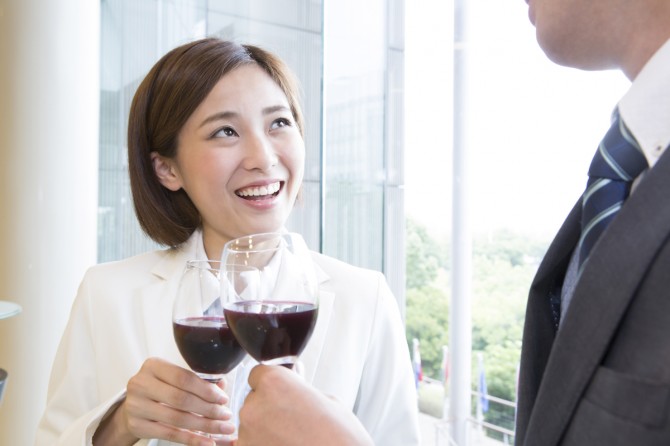 手っ取り早いのはコレだ 振られたショックから立ち直る方法4つ マイナビウーマン