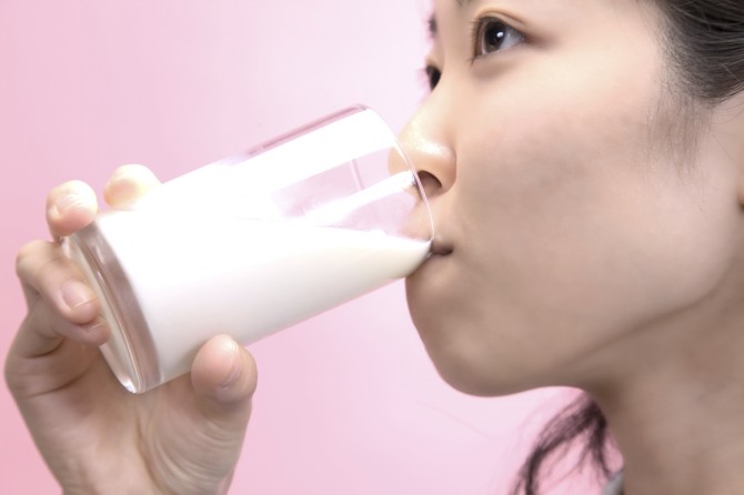 もしかして高いのかも みんながいつも買う牛乳の値段っていくら マイナビウーマン