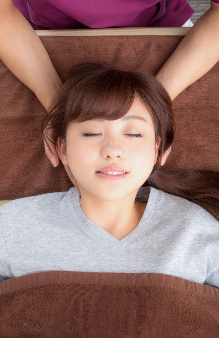 ソッコー恋愛対象外 女子力が低い と男子に思われがちな女子の共通点4選 マイナビウーマン