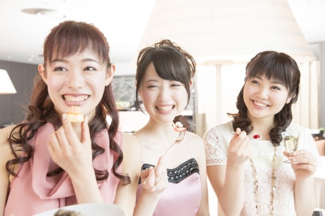 男ウケ抜群 女性に着てほしい 結婚式お呼ばれコーデ 6選 マイナビウーマン