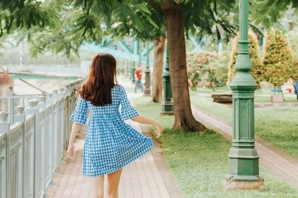 夏 用 トップ の スカート っ て パンツ 透け て 見える