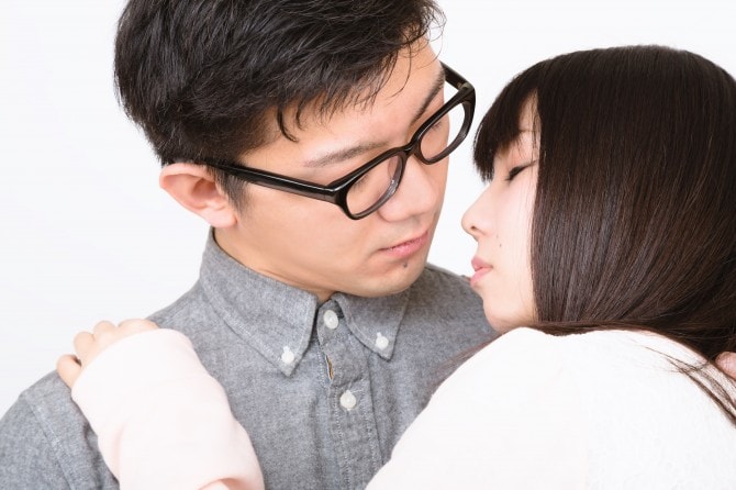 今してっ お家デートでキスする 絶好のタイミング 3つ マイナビウーマン