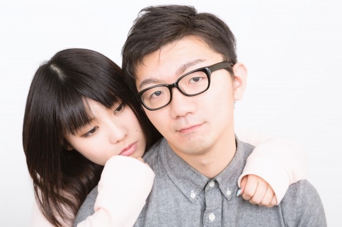 彼女の束縛から逃れる方法 彼氏への束縛をやめるコツ マイナビウーマン