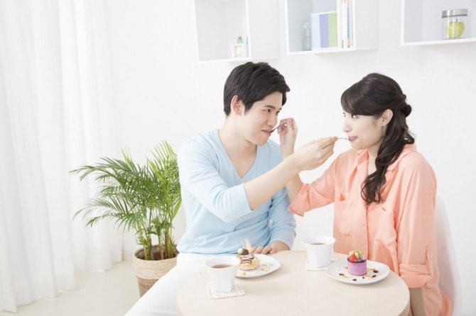 専門家が解説 付き合って半年の注意点 記念日やプロポーズなどラブラブに過ごすコツ 1ページ目 マイナビウーマン