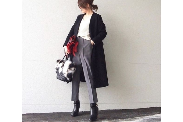 スマートな女は 黒 白 グレー の3色を賢く着る 東京365日コーデ マイナビウーマン
