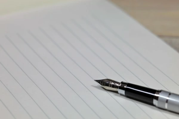 時候の挨拶 6月に使える挨拶言葉10選 書き方や文例を紹介 1ページ目 マイナビウーマン