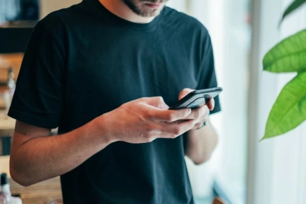 年上彼女が好きすぎる男性の特徴とハマってしまう理由 マイナビウーマン 年上彼女が好きすぎる男性の特徴とハマってしまう理由 マイナビウーマン
