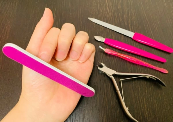 マニキュアに気泡が入る原因は 簡単な対処法とごまかすコツ 3ページ目 マイナビウーマン