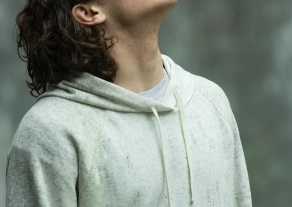 頭ポンポンをする男性心理とは 脈ありの見極め方を解説 マイナビウーマン