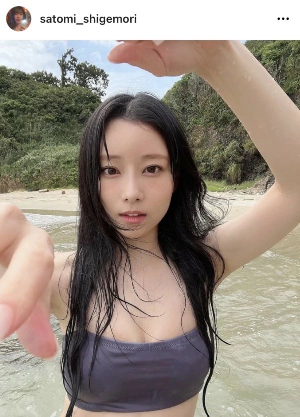  重盛さと美 XL 重盛さと美が美ボディ水着ショットを公開！ 「セクシーすぎる」「失神