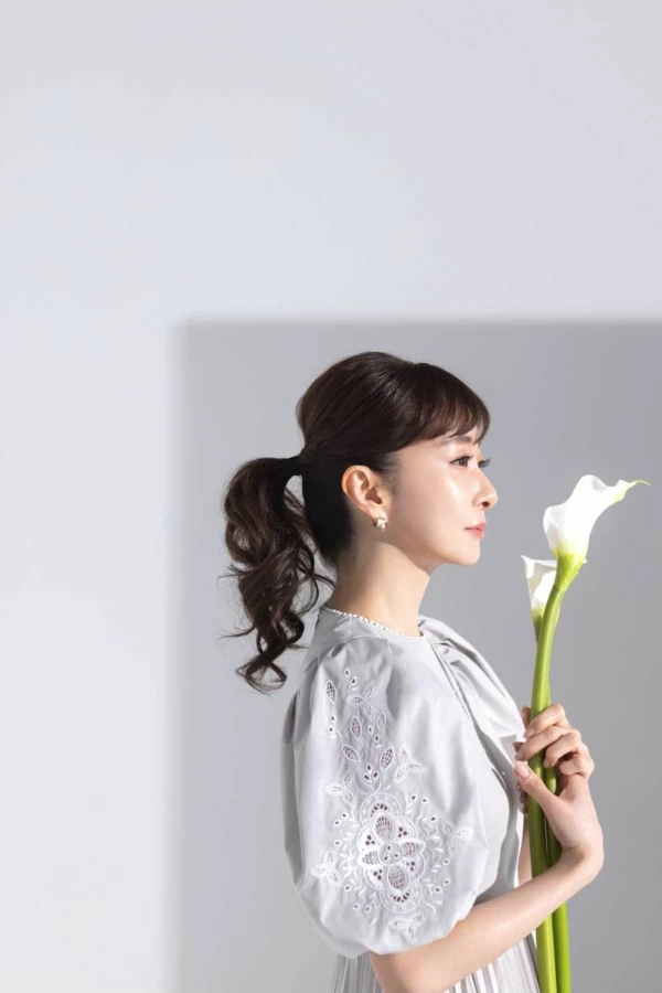 CELFORD×石井美保コラボ第2弾、“女性を美しく魅せる刺繍ドレス”が登場