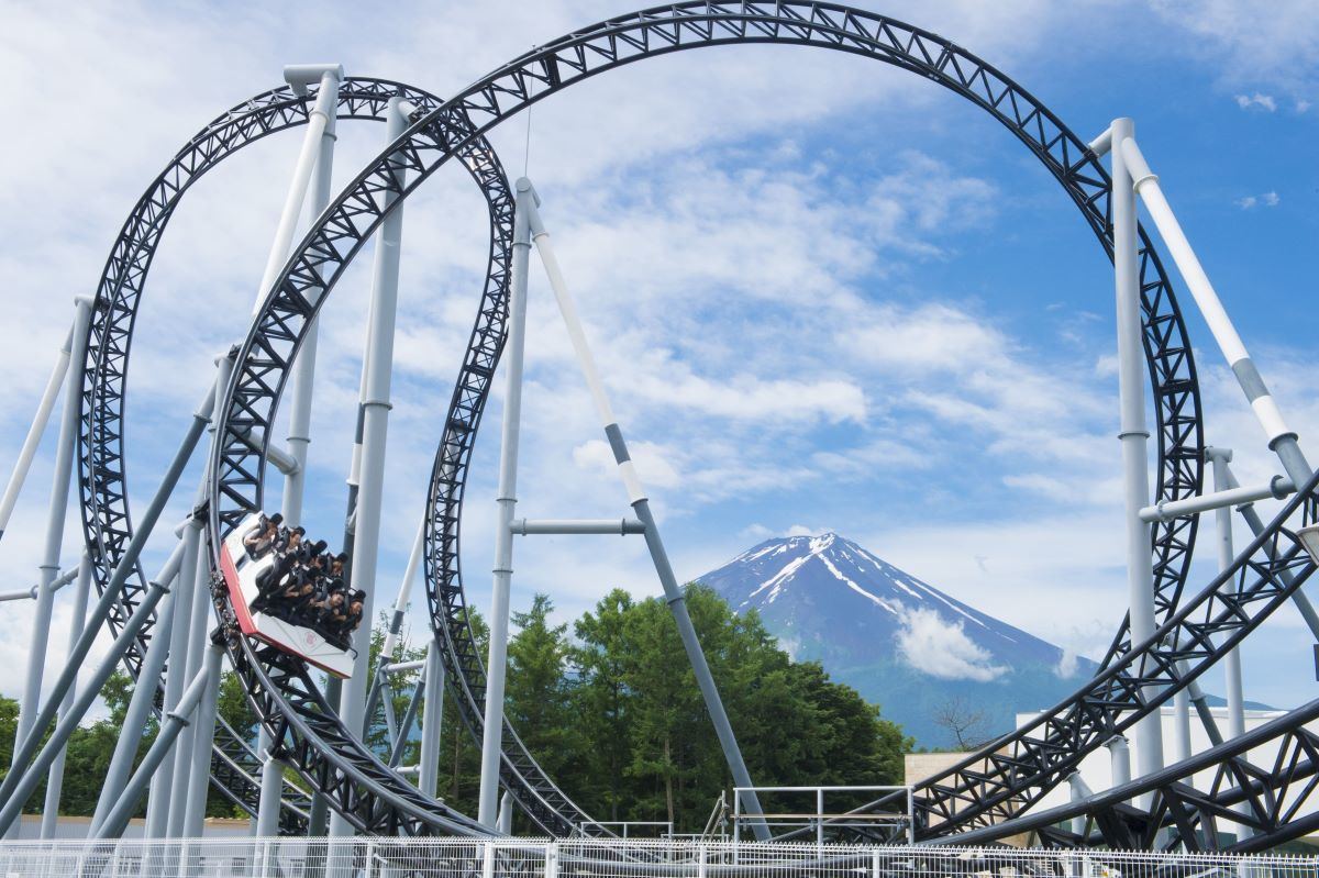 山梨県富士吉田市ふるさと納税返礼品「夏休みは富士吉田で遊ぼう! 宿泊券・利用券」｜「マイナビウーマン」