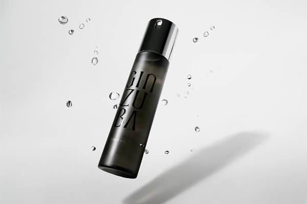 一振りでドライヤーが美髪器に。GINZUBAから洗い流さない