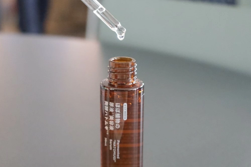 恵雨 薬用化粧水 110mL 定価11,000円 恵雨 薬用化粧水 110mL 定価