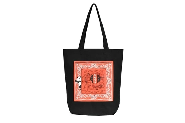 崎陽軒　ケイタマルヤマ　コラボ　巾着バッグ ケイタ マルヤマ×崎陽軒、“シウマイ弁当＆パンダ”デザインの巾着