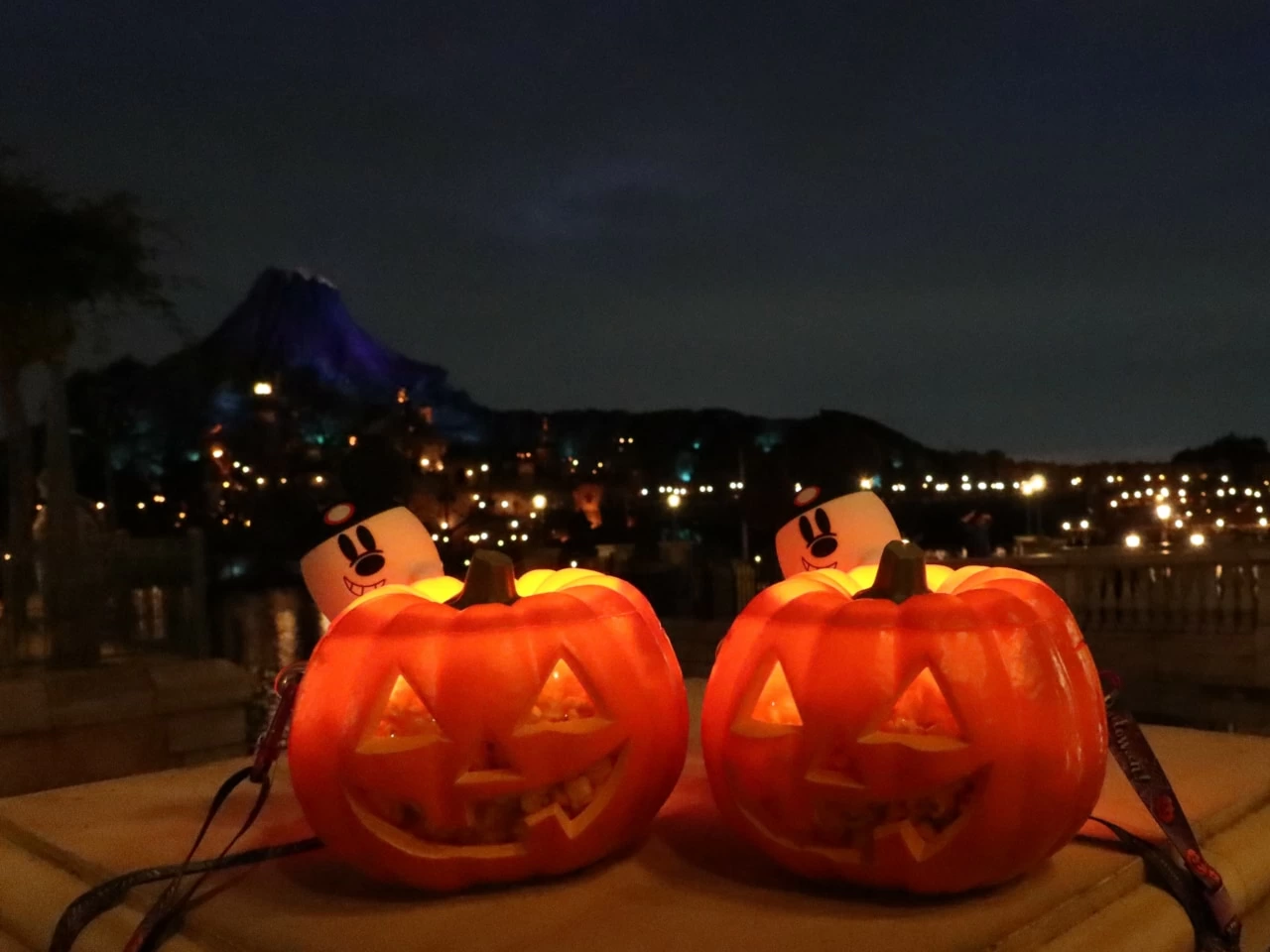 最高に盛り上がる！ 大人もハマる「ディズニー・ハロウィーン」の世界