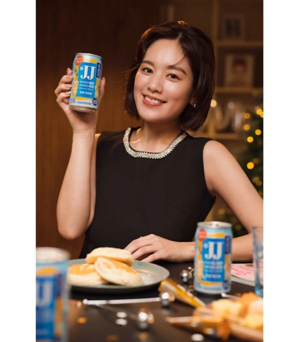 JJ』4年ぶりに“デジタル表紙”が完成⁉ 筧美和子が平成メイクに挑戦