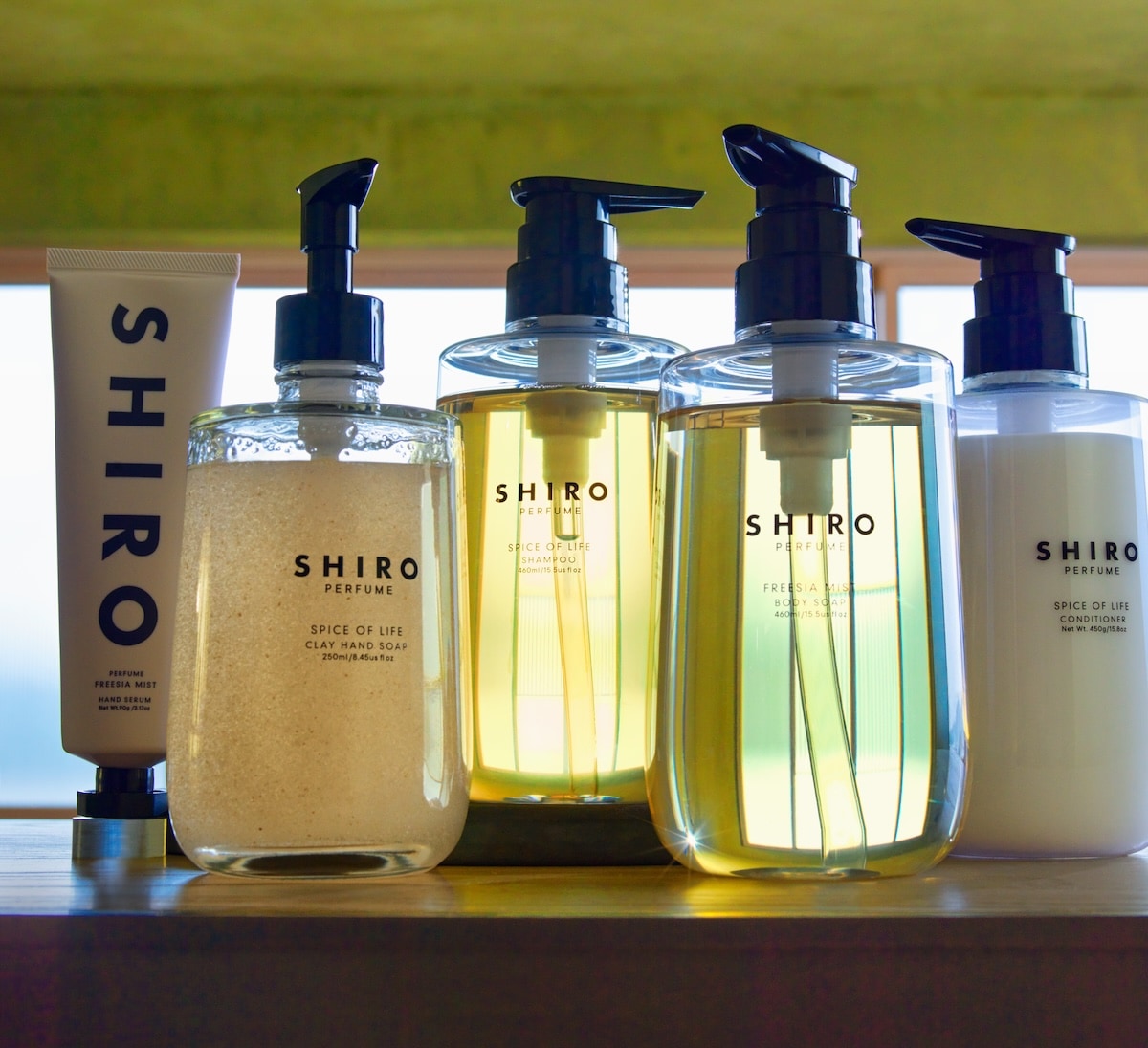 行列のできるレビュー商品、集めました。高評価アイテム 香りの余韻にひたる。SHIRO PERFUMEから4種の新アイテムが登場 衛生日用品