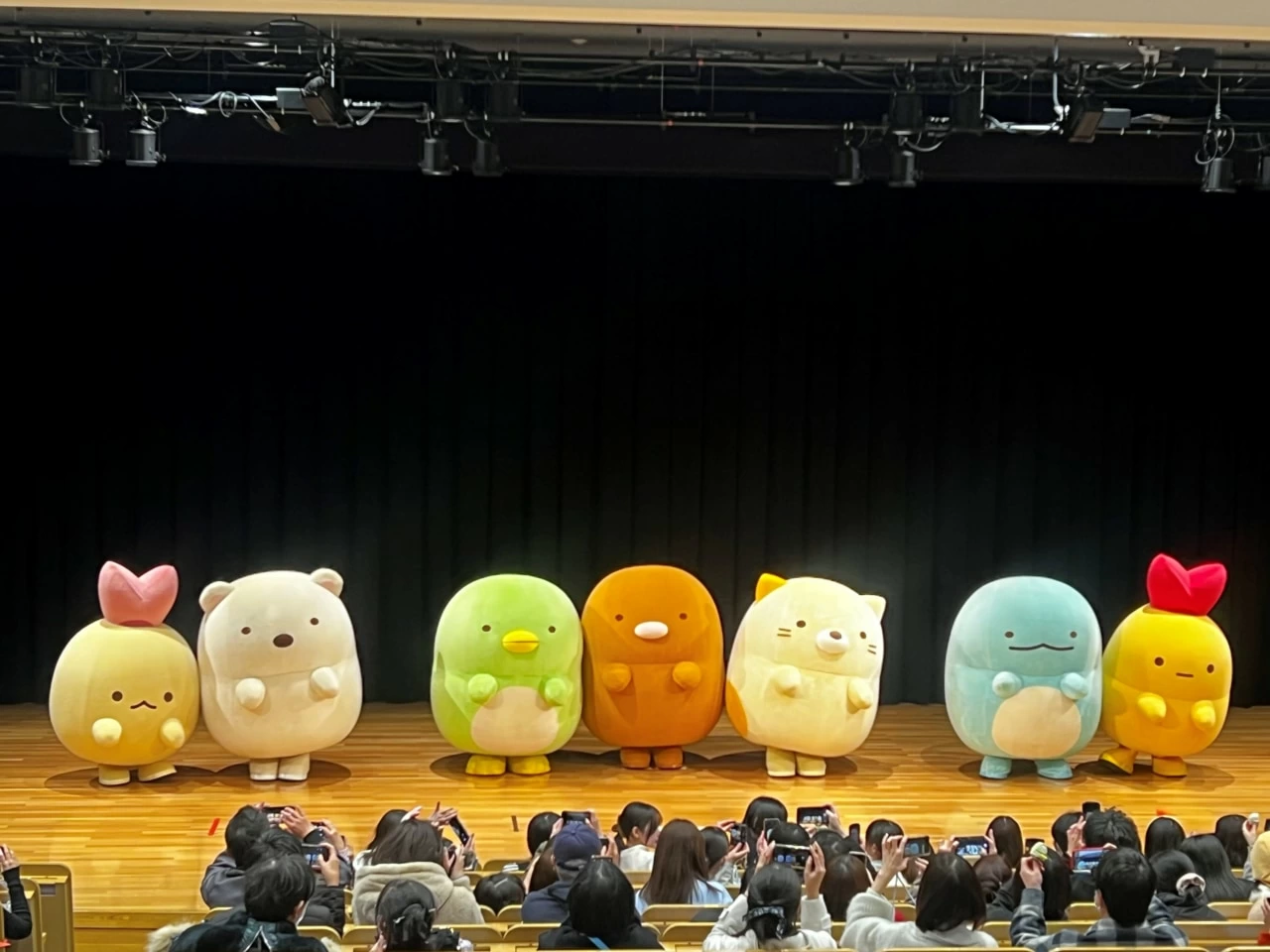 難問続出!? すみっコたちも登場、「すみっコぐらし検定 2025」イベント