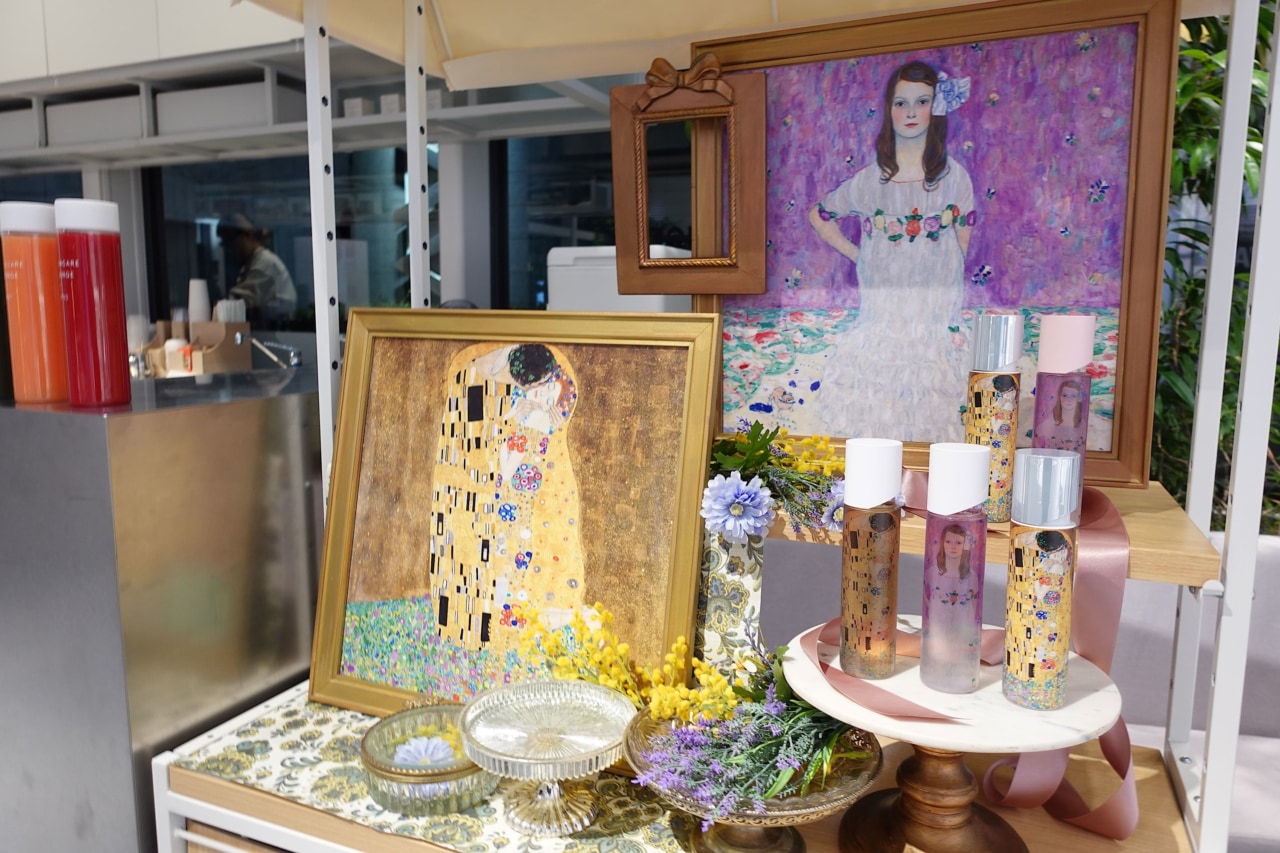 現品が当たるガチャも！　表参道『SKINCARE LOUNGE BY ORBIS』が今年も名画とコラボ