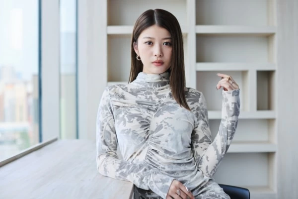 溢れ出す幸せ感！ 叶姉妹コラボの「ファビュラスな作品」が