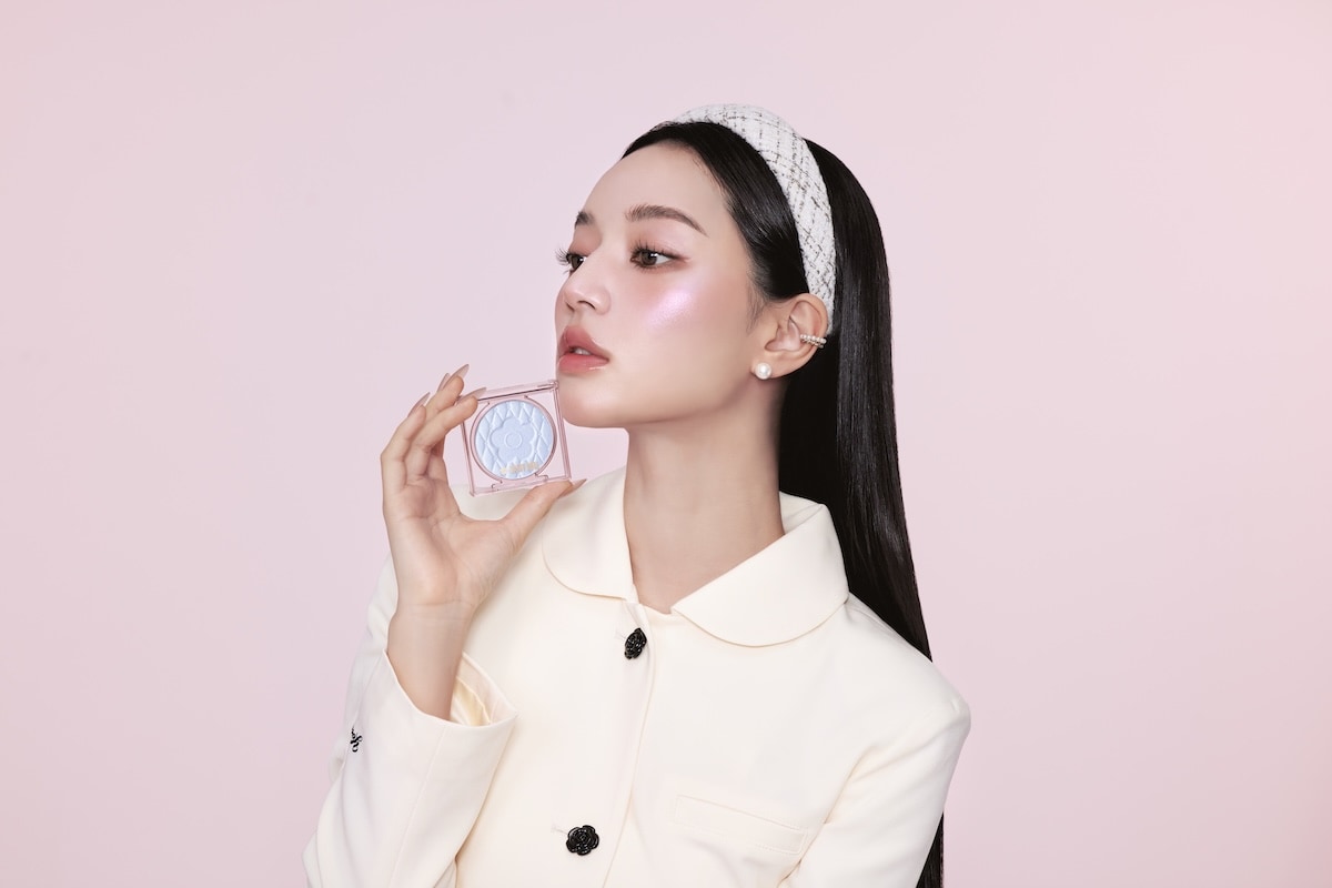DD_powderblushbloom_model-5.jpg