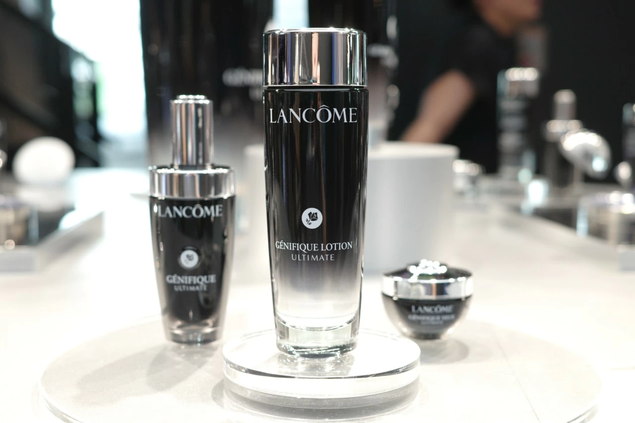 ランコム「ジェニフィック」から待望の化粧水が誕生！ 回復科学発想で