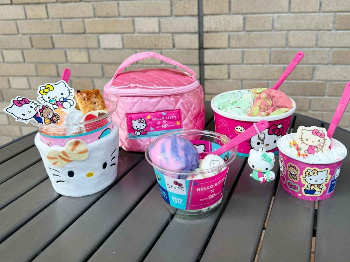 レア❗️キティ アイスクリームポーチ パフェ ラミネート生地 ピンク スイーツ レア❗️キティ アイスクリームポーチ パフェ ラミネート生地 ピンク