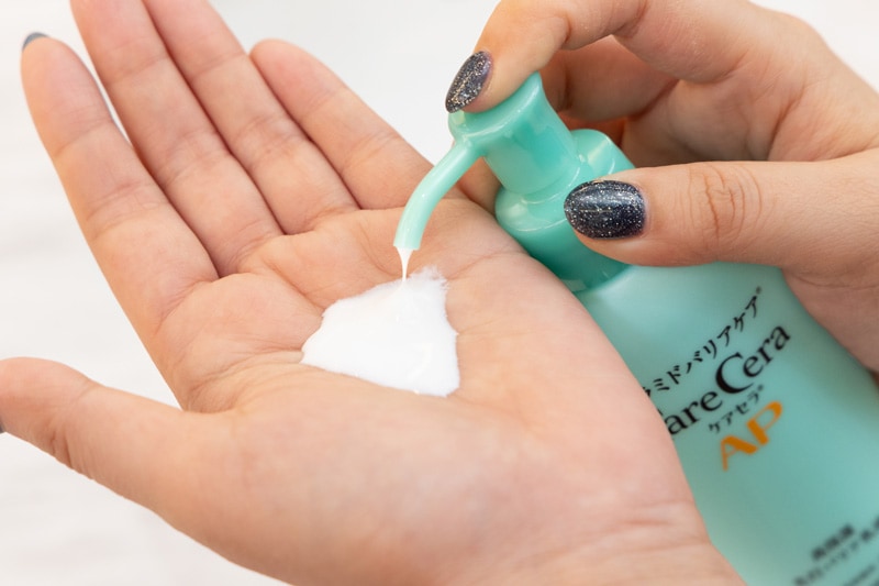 乾燥シーズンでも“むぎゅもち肌”になれる!?　人気銭湯で体験できる「ケアセラ湯」に潜入！