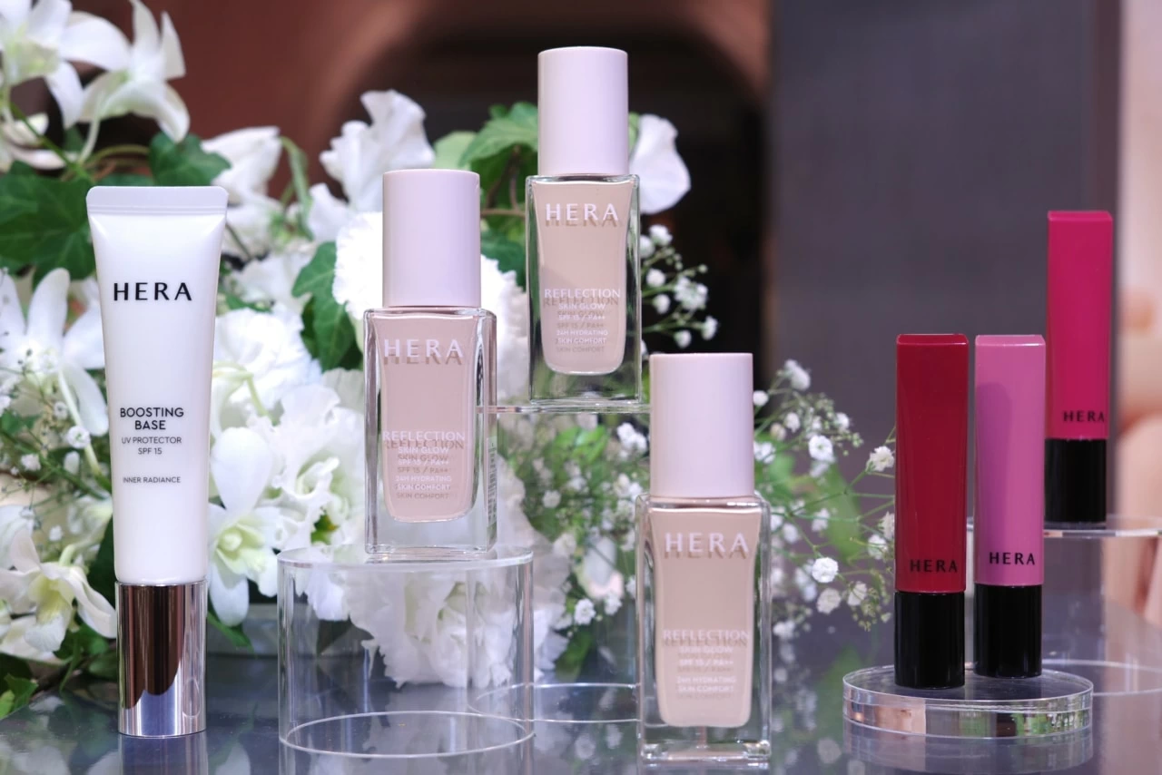 透明感、気品ある艶肌仕上げ。HERA新作リキッドファンデーションが登場