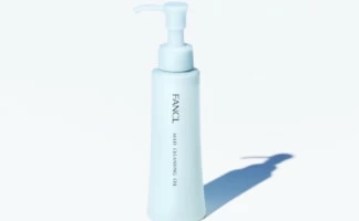 透明感、気品ある艶肌仕上げ。HERA新作リキッドファンデーションが登場