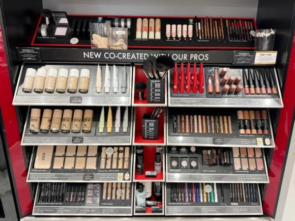 年初めはどのコスメを買う？ 予算2万円でコスメオタクが@cosme TOKYOで