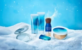爽やかなアイスブルーが春夏を彩る。Brighte「人気美顔器＆次世代型