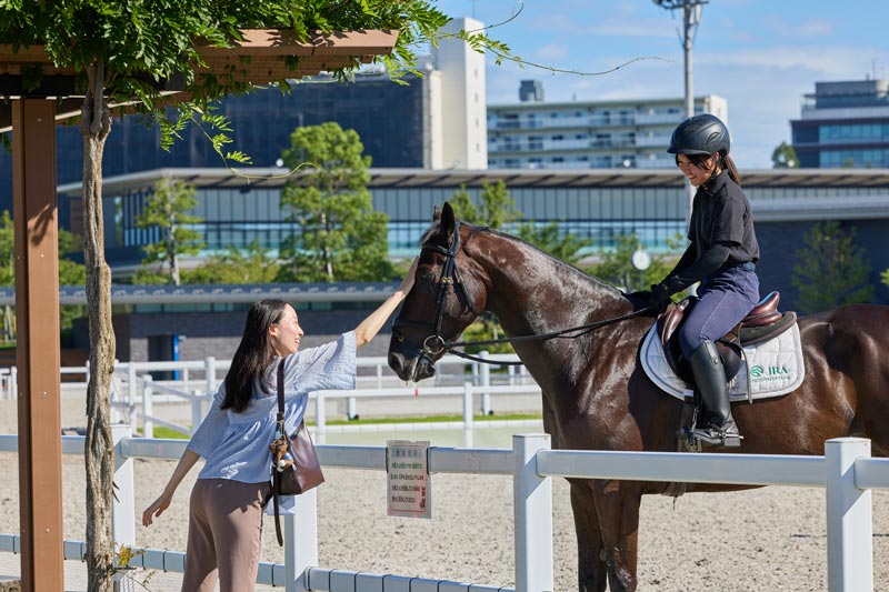 グルメも癒やしも推し活も！ 馬好き女子に学ぶ、話題の「ウマ活」6選
