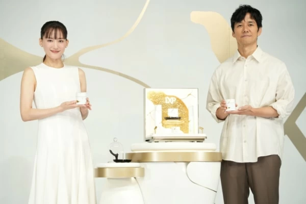 西島秀俊がSK-II初の男性アンバサダーに就任！ 共演を重ねてきた綾瀬