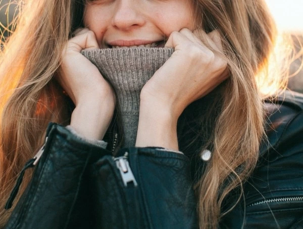 キスマークの消し方とは すぐできる対処法 3ページ目 マイナビウーマン